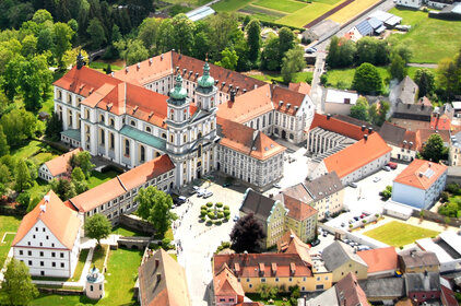 Luftbild der Klosteranlage